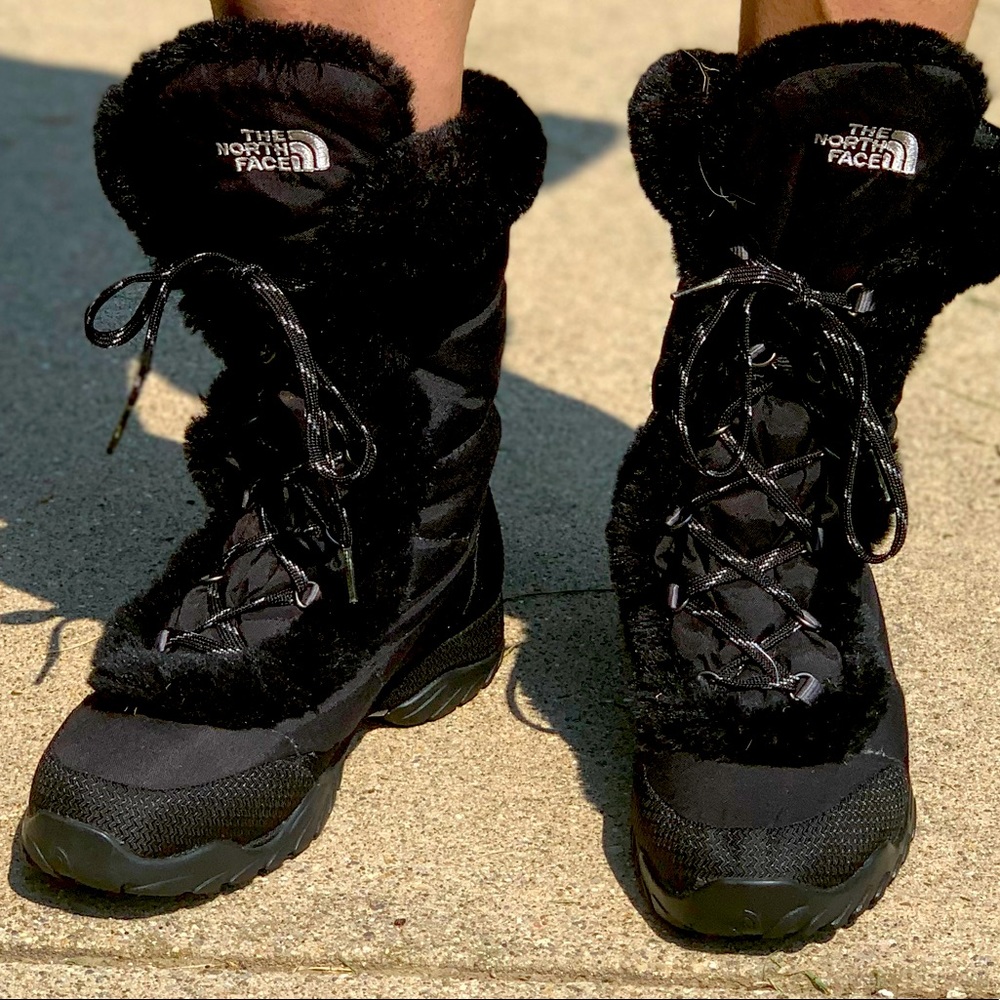 North Face Fleeced lined snow boots